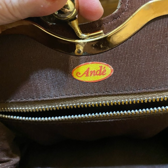 ANDES Elegant Taupe Women's Handbag - Picture 3 of 7